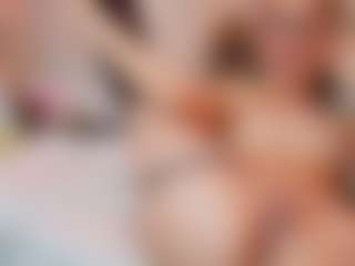 AileenAxa's Live Sex Cam Show