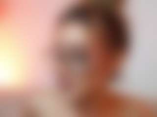 AileenAxa's Live Sex Cam Show