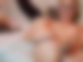 AileenAxa's Live Sex Cam Show