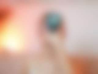 AileenAxa's Live Sex Cam Show