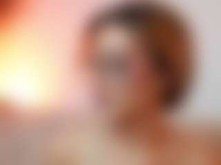 AileenAxa's Live Sex Cam Show