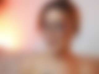 AileenAxa's Live Sex Cam Show