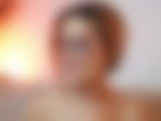 AileenAxa's Live Sex Cam Show