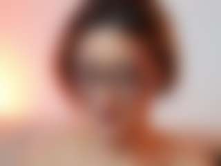 AileenAxa's Live Sex Cam Show