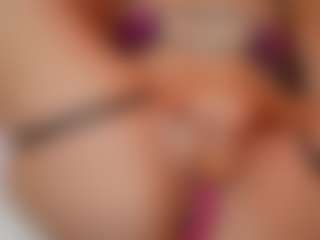 AileenAxa's Live Sex Cam Show