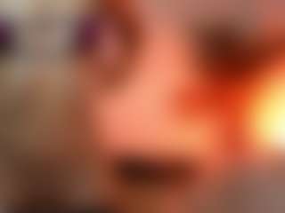 AileenAxa's Live Sex Cam Show