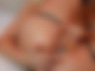AileenAxa's Live Sex Cam Show
