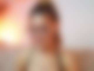 AileenAxa's Live Sex Cam Show