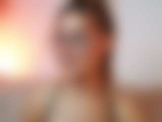 AileenAxa's Live Sex Cam Show