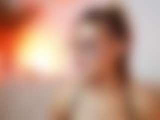 AileenAxa's Live Sex Cam Show