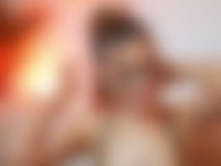 AileenAxa's Live Sex Cam Show