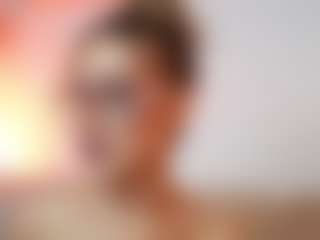 AileenAxa's Live Sex Cam Show