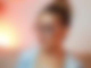 AileenAxa's Live Sex Cam Show