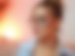 AileenAxa's Live Sex Cam Show