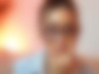 AileenAxa's Live Sex Cam Show