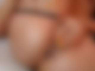 AileenAxa's Live Sex Cam Show