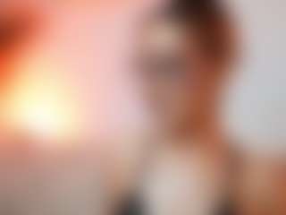 AileenAxa's Live Sex Cam Show