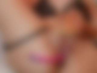 AileenAxa's Live Sex Cam Show