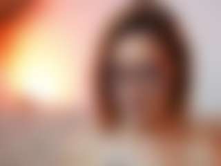 AileenAxa's Live Sex Cam Show