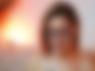 AileenAxa's Live Sex Cam Show