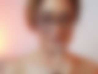 AileenAxa's Live Sex Cam Show
