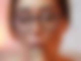 AileenAxa's Live Sex Cam Show
