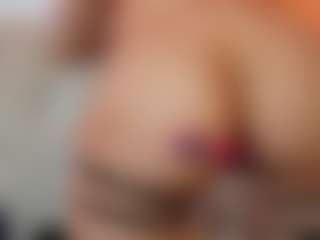 AileenAxa's Live Sex Cam Show