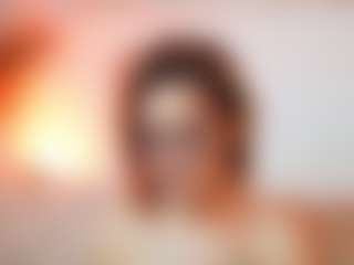 AileenAxa's Live Sex Cam Show