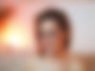 AileenAxa's Live Sex Cam Show