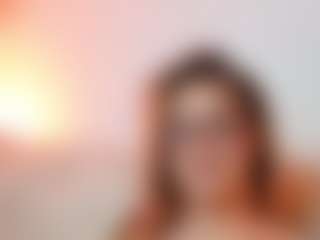 AileenAxa's Live Sex Cam Show