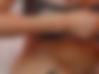 AileenAxa's Live Sex Cam Show