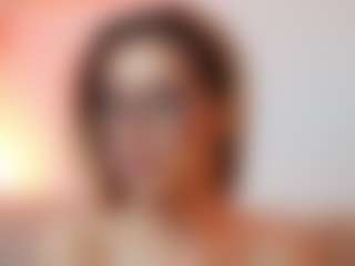 AileenAxa's Live Sex Cam Show