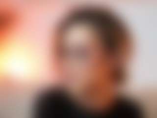 AileenAxa's Live Sex Cam Show
