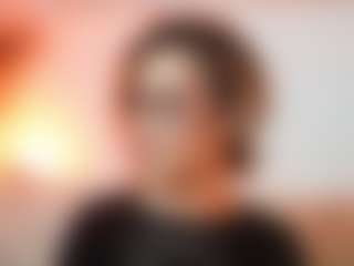 AileenAxa's Live Sex Cam Show