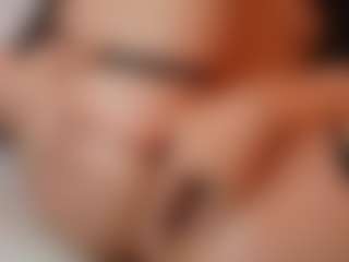 AileenAxa's Live Sex Cam Show