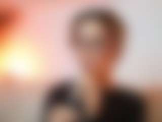 AileenAxa's Live Sex Cam Show