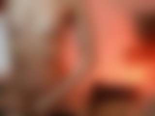AileenAxa's Live Sex Cam Show