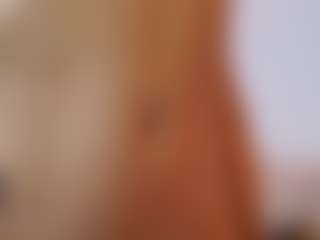 AileenAxa's Live Sex Cam Show