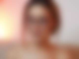 AileenAxa's Live Sex Cam Show