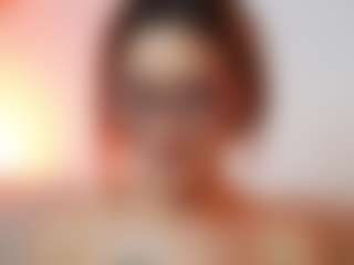AileenAxa's Live Sex Cam Show