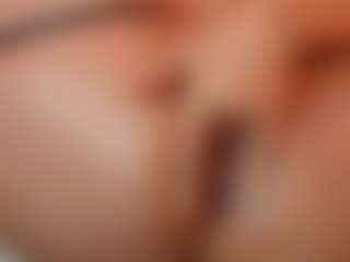 AileenAxa's Live Sex Cam Show