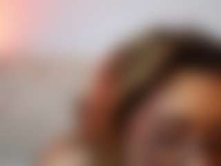 AileenAxa's Live Sex Cam Show