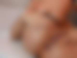 AileenAxa's Live Sex Cam Show
