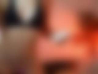 AileenAxa's Live Sex Cam Show