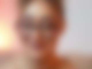 AileenAxa's Live Sex Cam Show