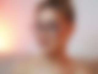 AileenAxa's Live Sex Cam Show
