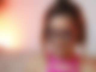 AileenAxa's Live Sex Cam Show
