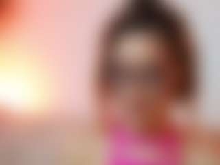AileenAxa's Live Sex Cam Show