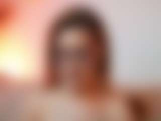 AileenAxa's Live Sex Cam Show