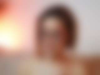 AileenAxa's Live Sex Cam Show